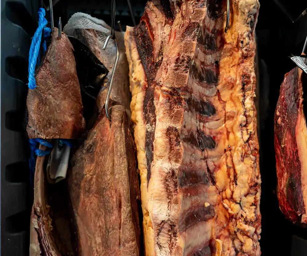 Carnes em Maturacao na arca